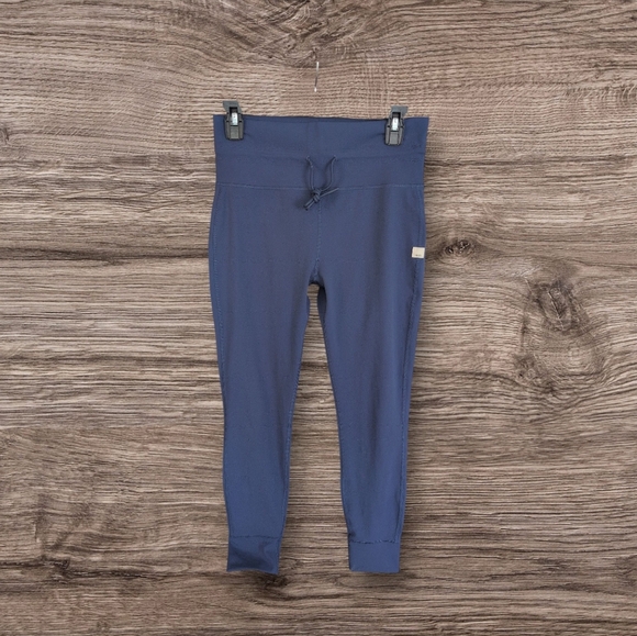 Vuori Daily Pocket Legging - Picture 4 of 6